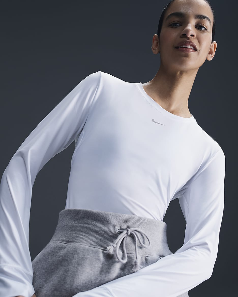 Nike long sleeve women's on sale